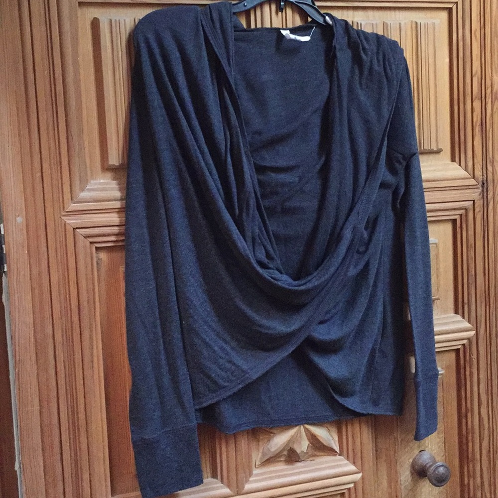 Athleta top